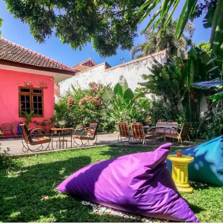 Snooze Ijen Hostel Banyuwangi  Buitenkant foto