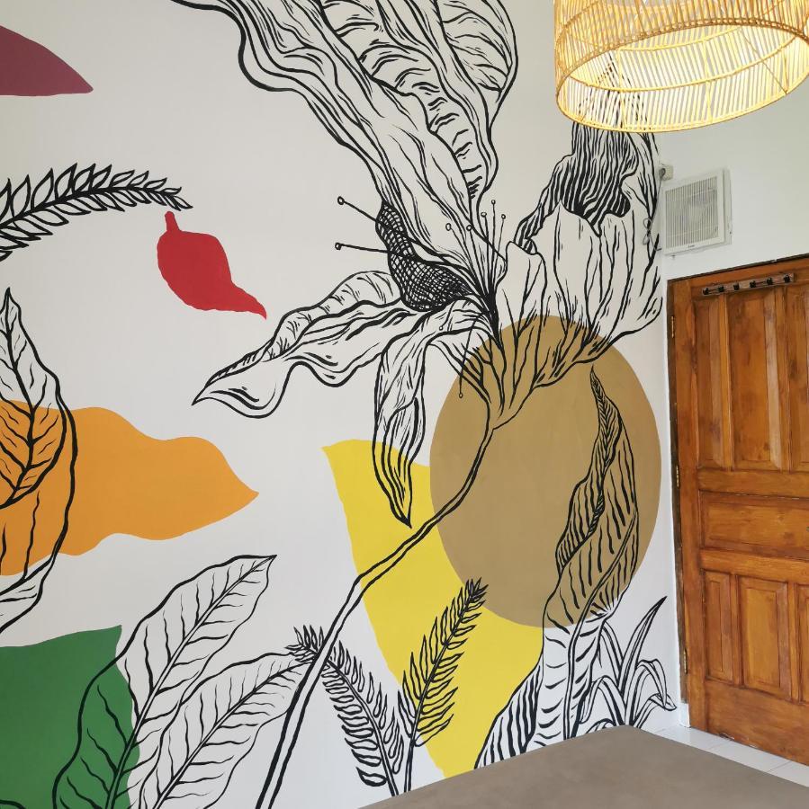 Snooze Ijen Hostel Banyuwangi  Buitenkant foto