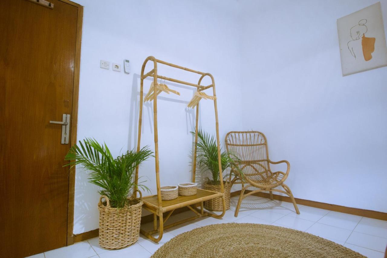 Snooze Ijen Hostel Banyuwangi  Buitenkant foto