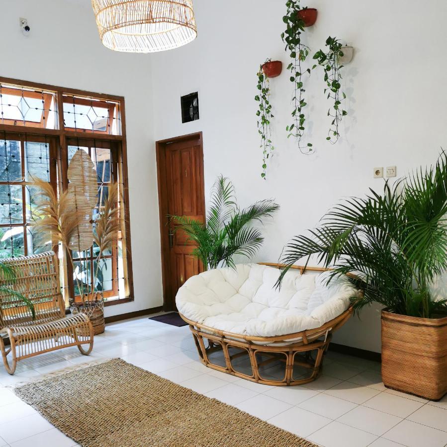 Snooze Ijen Hostel Banyuwangi  Buitenkant foto