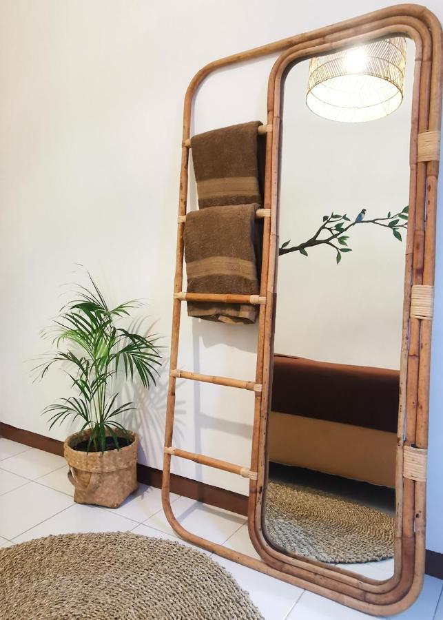 Snooze Ijen Hostel Banyuwangi  Buitenkant foto