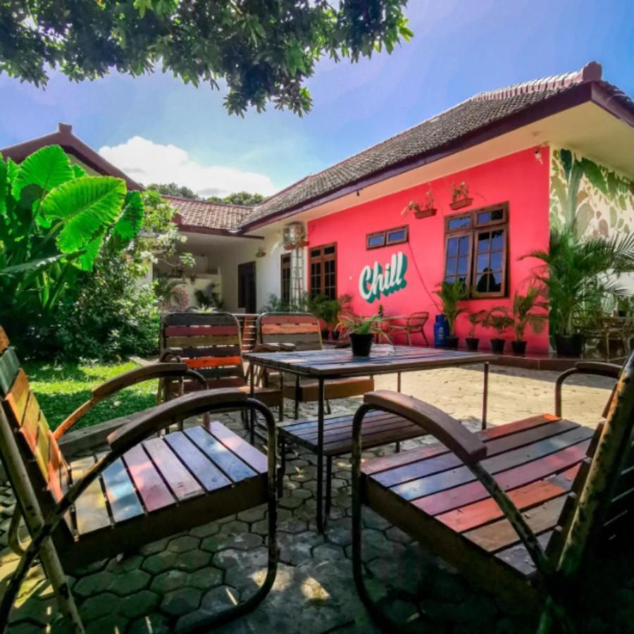 Snooze Ijen Hostel Banyuwangi  Buitenkant foto
