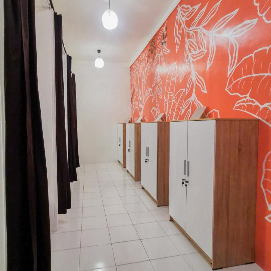 Snooze Ijen Hostel Banyuwangi  Buitenkant foto