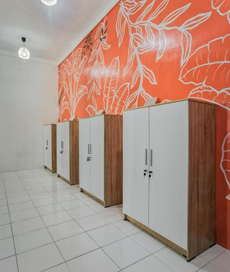 Snooze Ijen Hostel Banyuwangi  Buitenkant foto